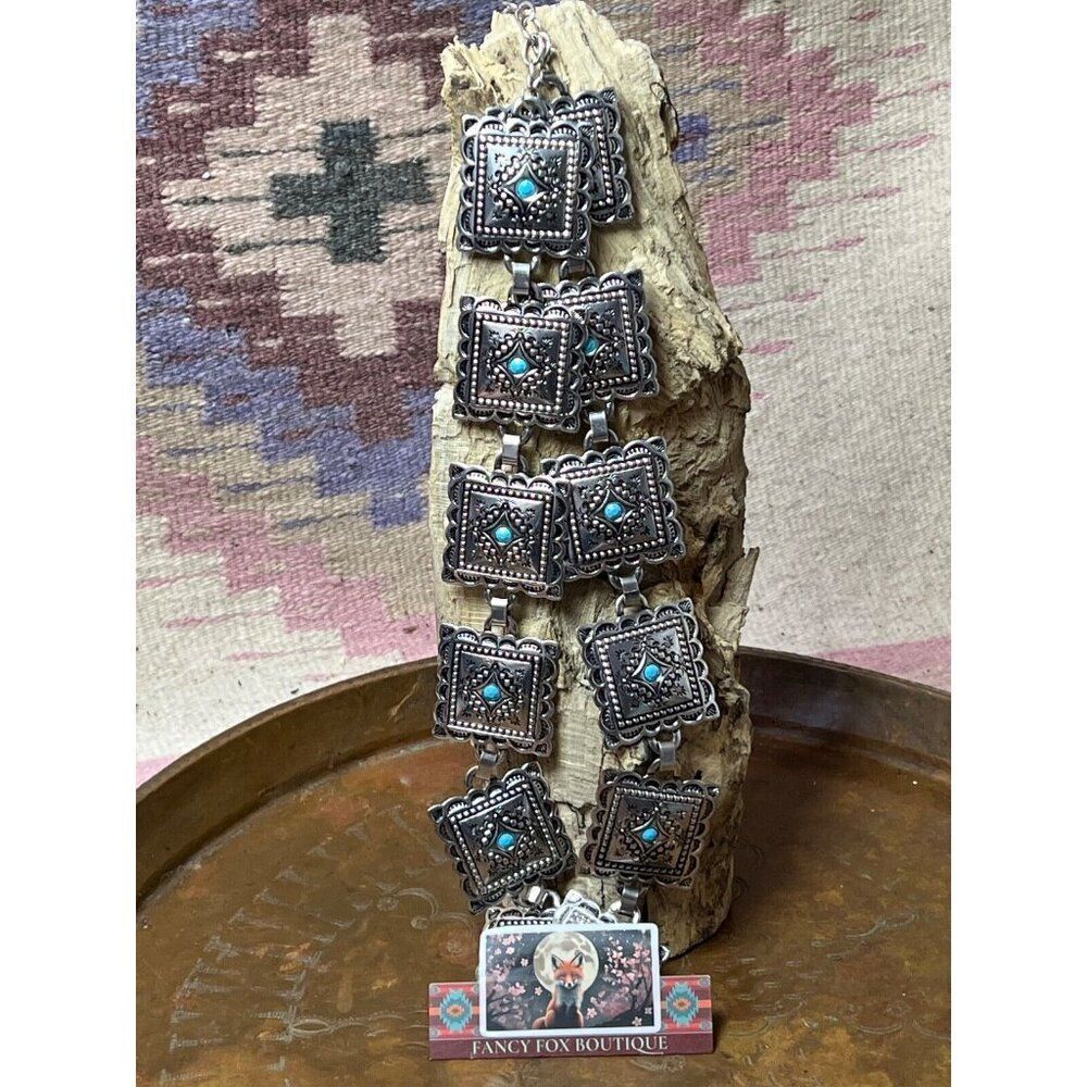 Concho Southwest Silver Unisex Chain belt adjustable to 52” Faux Turquoise - Picture 10 of 10